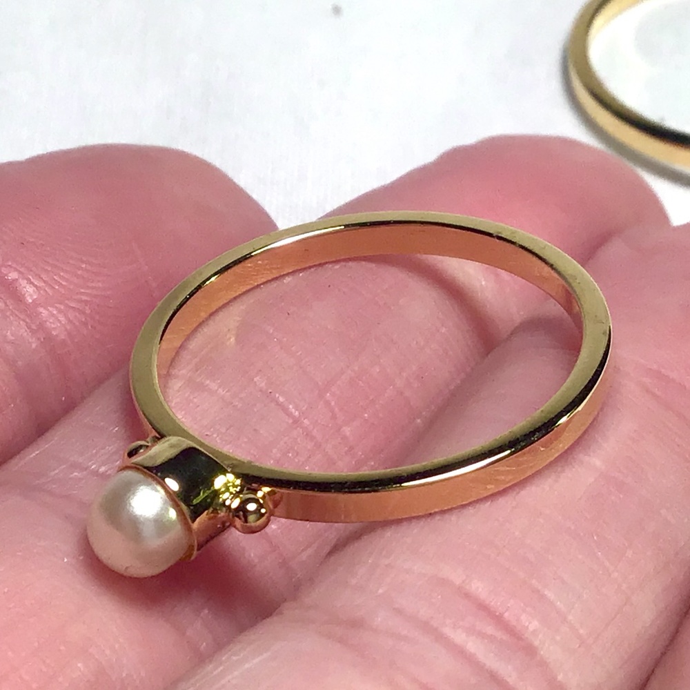 🌺NEW! Gold & Gemstone Stacking Rings - Picture 9 of 11
